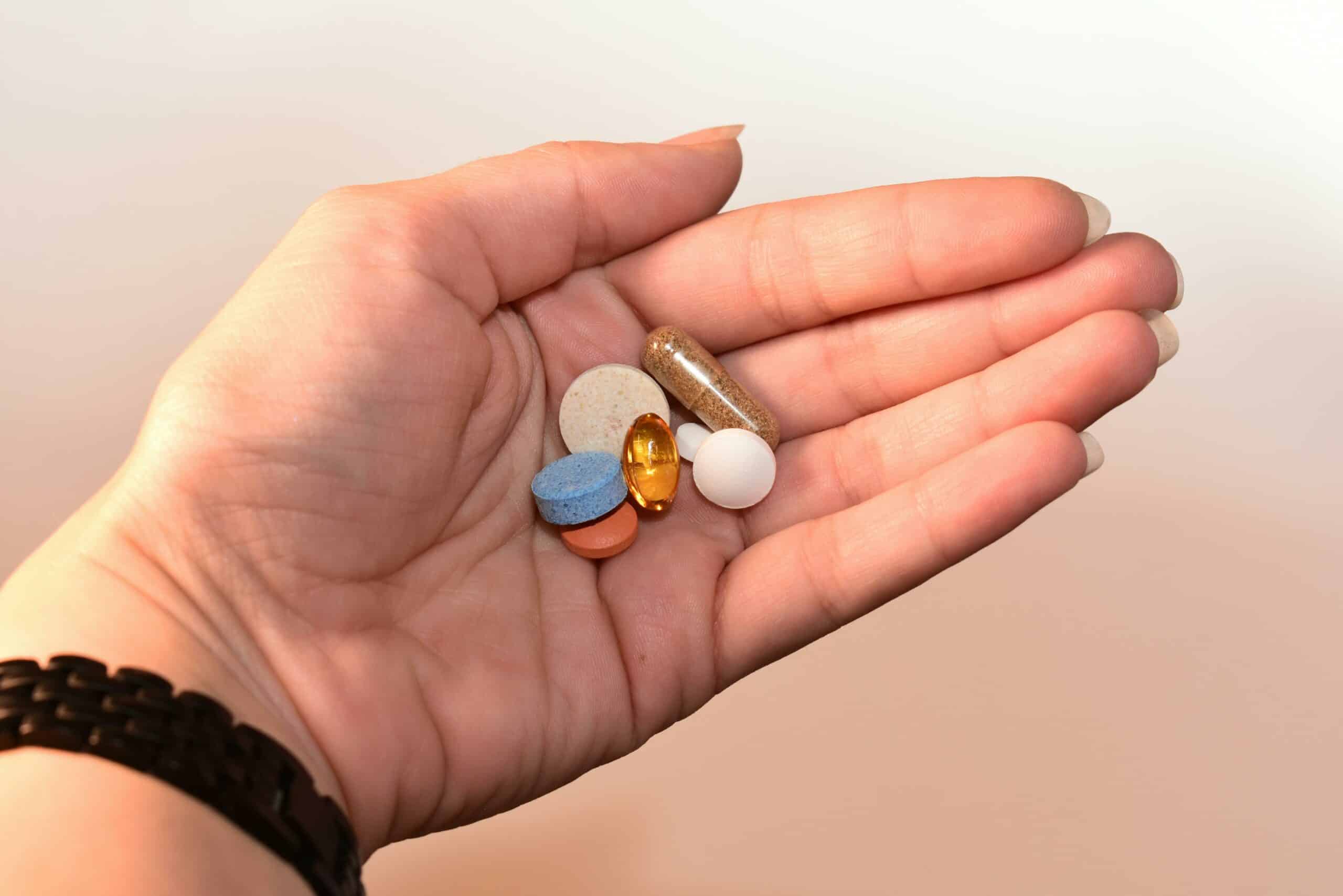 Medicinskabe – Sikker og organiseret opbevaring af medicin og førstehjælpsudstyr
