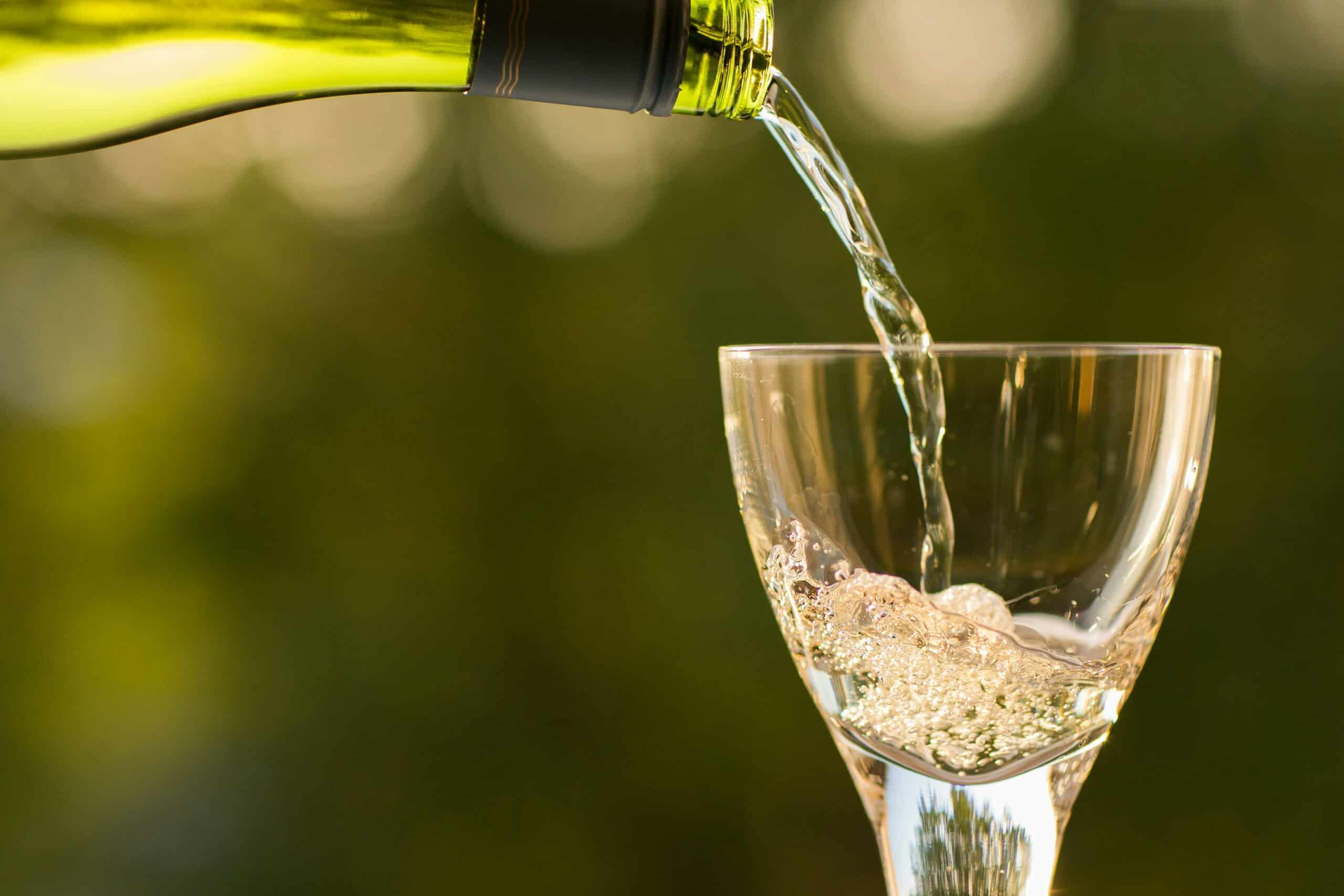 Opdag Verdenen af Vin hos Vinmedmere.dk